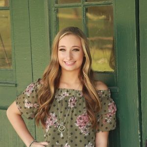 Meet your Posher, Maddie